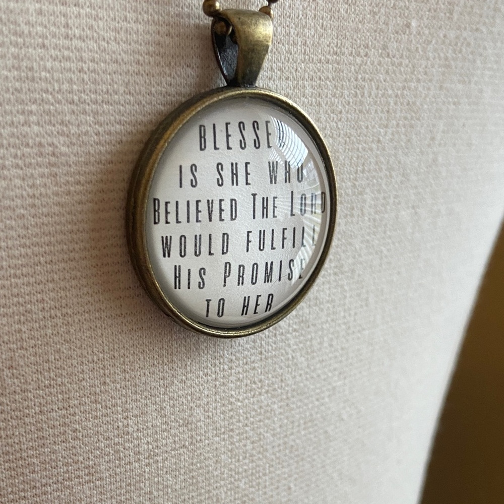 NWT Long Pendant Necklace with Bible Verse‎ Luke 1:45